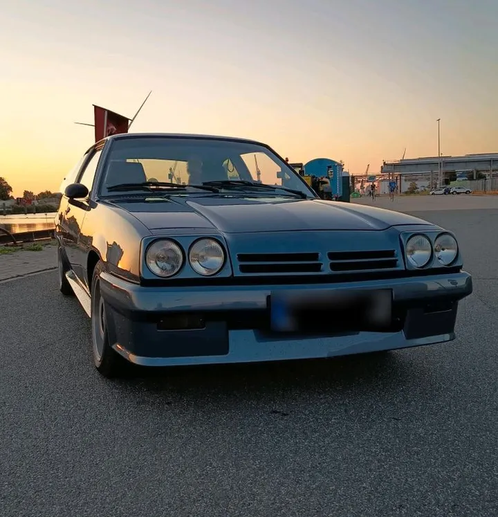 Opel Manta