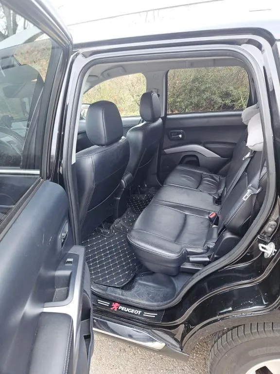 Peugeot 4007