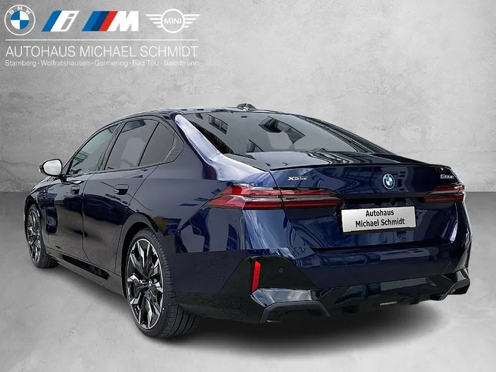BMW 550