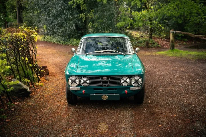 Alfa Romeo GTV