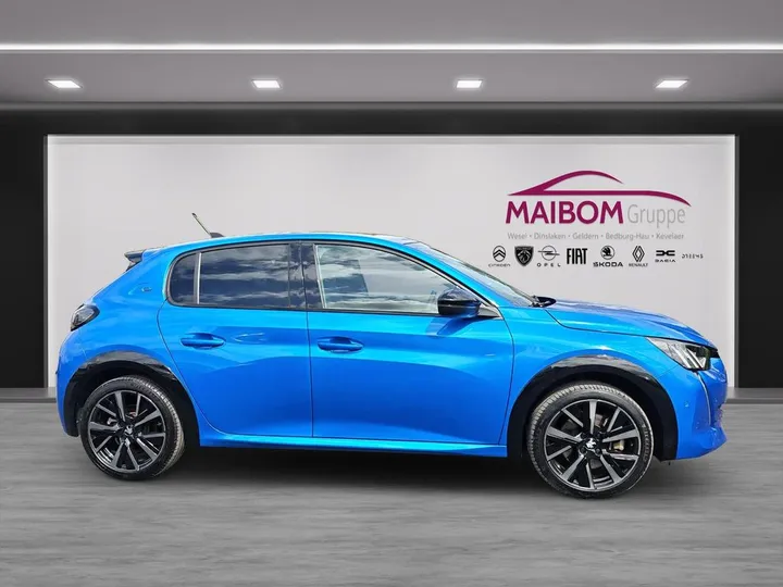 Peugeot e-208