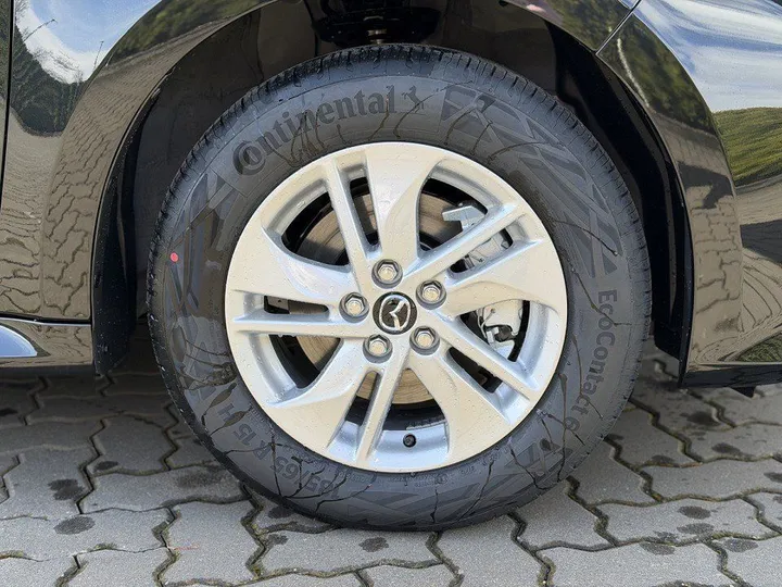 Mazda 2 Hybrid