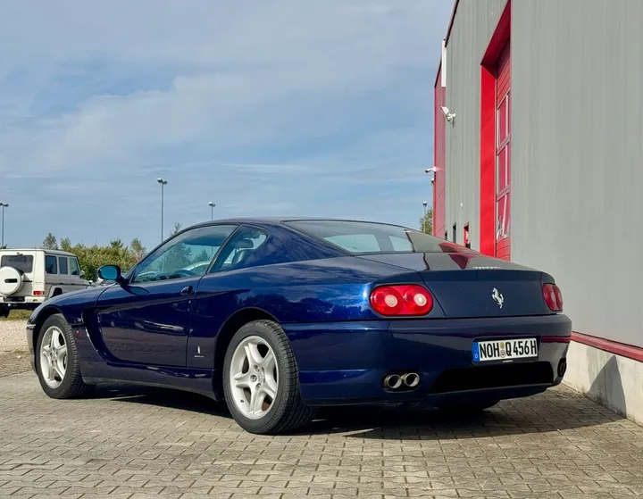 Ferrari 456