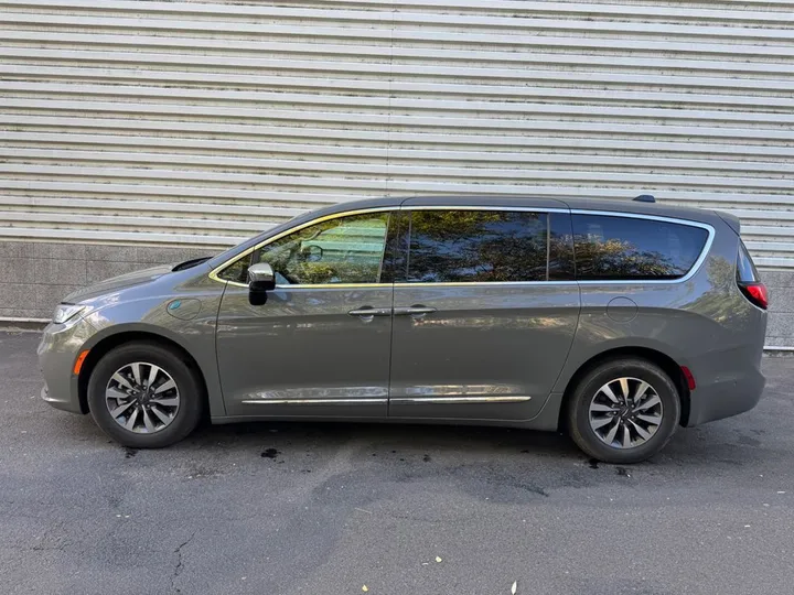 Chrysler Pacifica