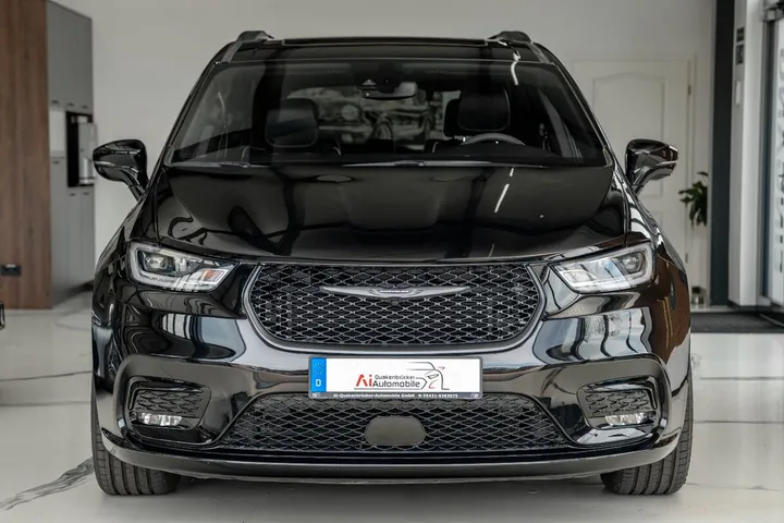 Chrysler Pacifica