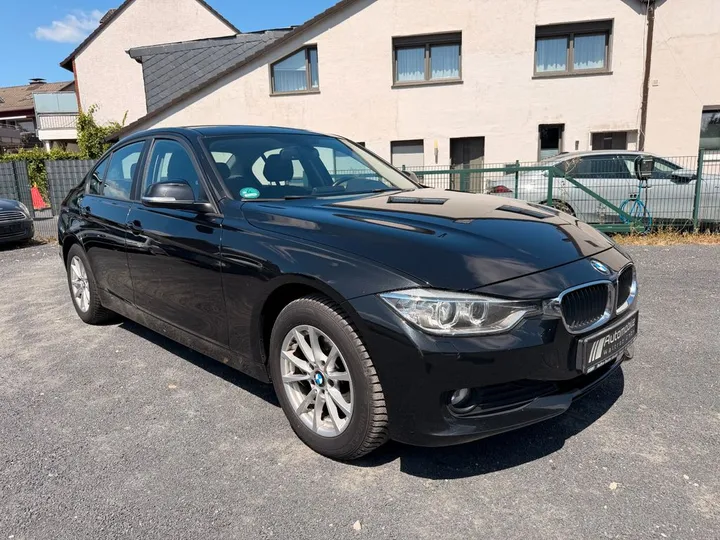 BMW 320