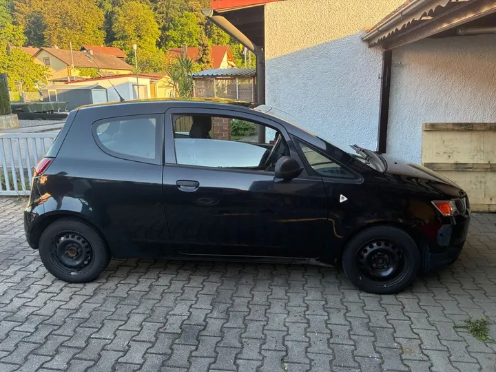 Mitsubishi Colt