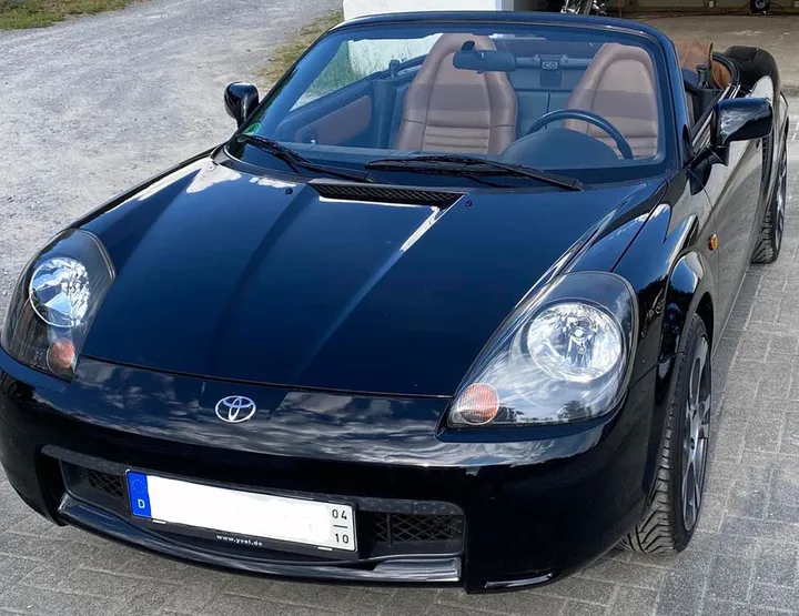 Toyota MR 2