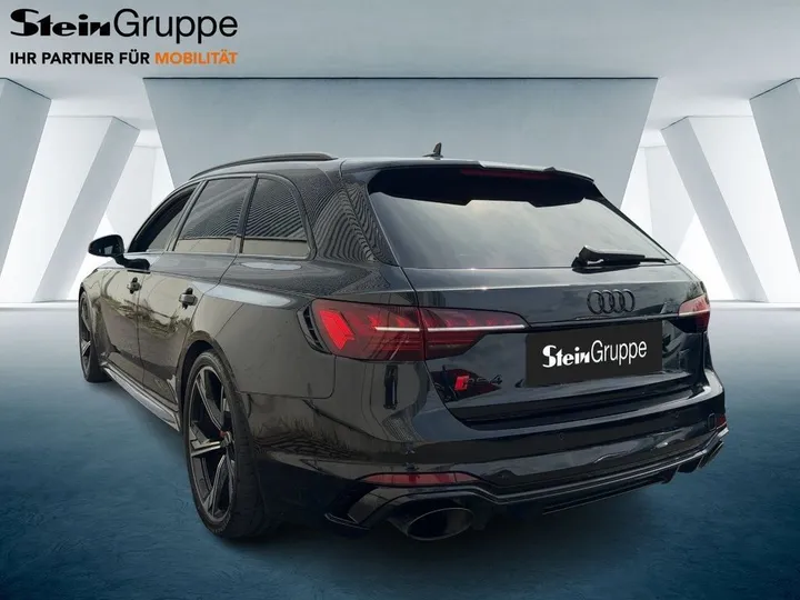 Audi RS4