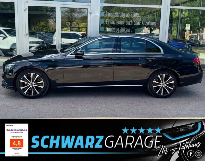 Mercedes-Benz E 220