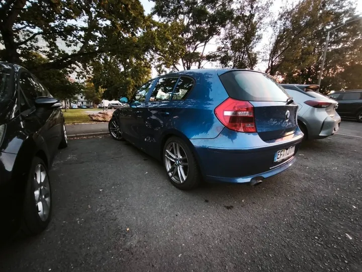 BMW 123