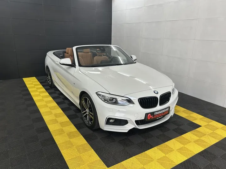 BMW 220