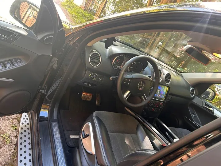 Mercedes-Benz ML 320