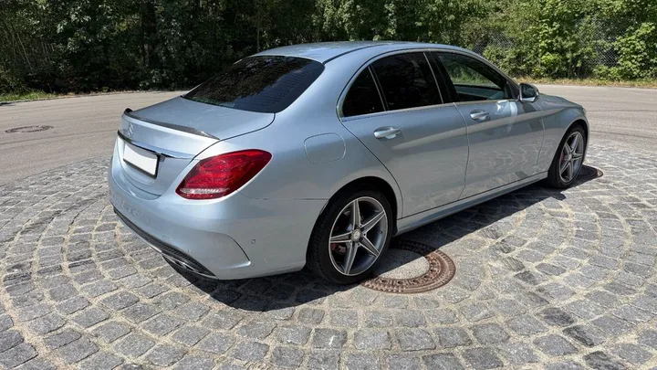 Mercedes-Benz C 200