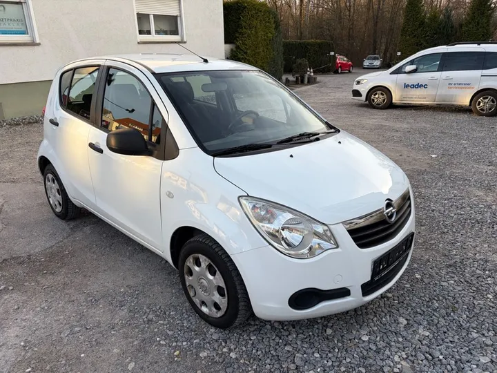 Opel Agila