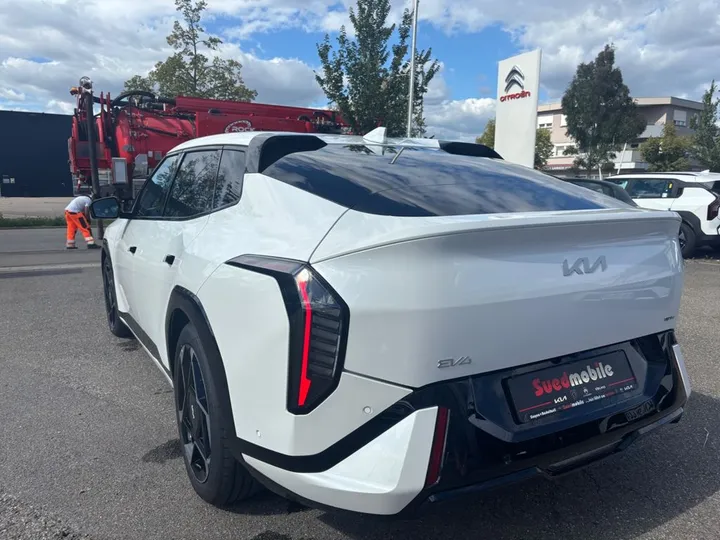 Kia EV4