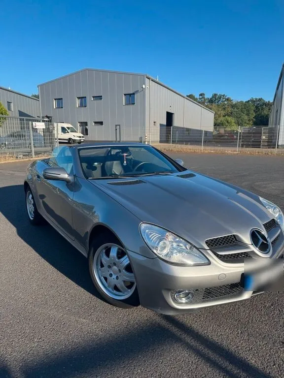 Mercedes-Benz SLK 200