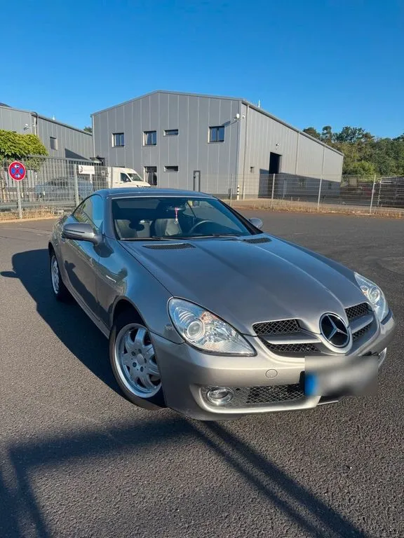 Mercedes-Benz SLK 200