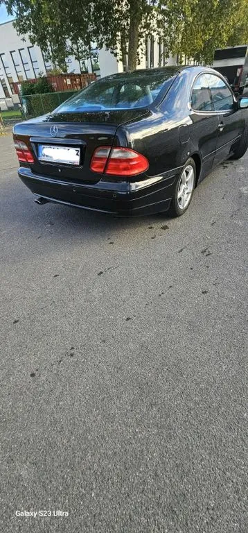 Mercedes-Benz CLK 230