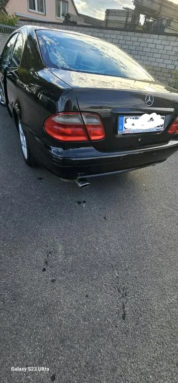 Mercedes-Benz CLK 230