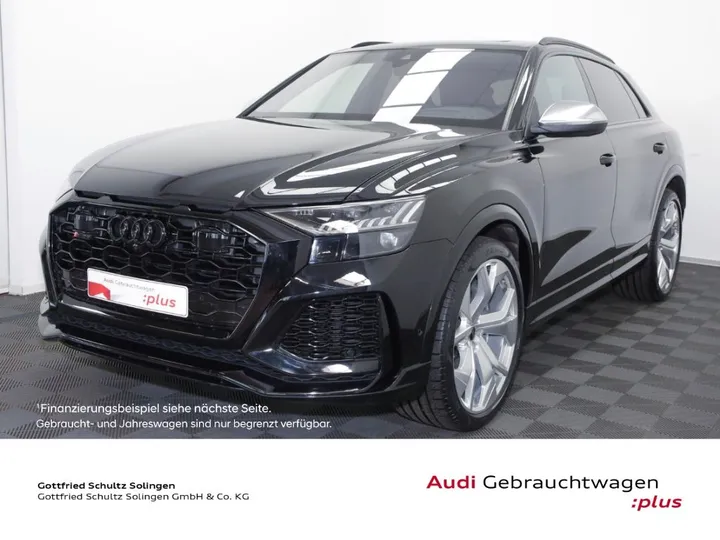 Audi RSQ8