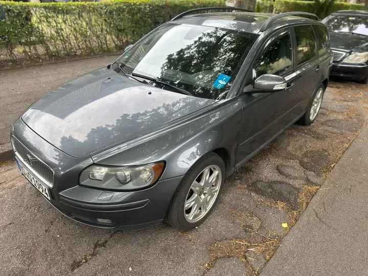 Volvo V50