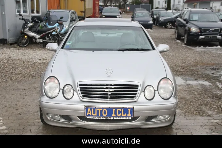 Mercedes-Benz CLK 200