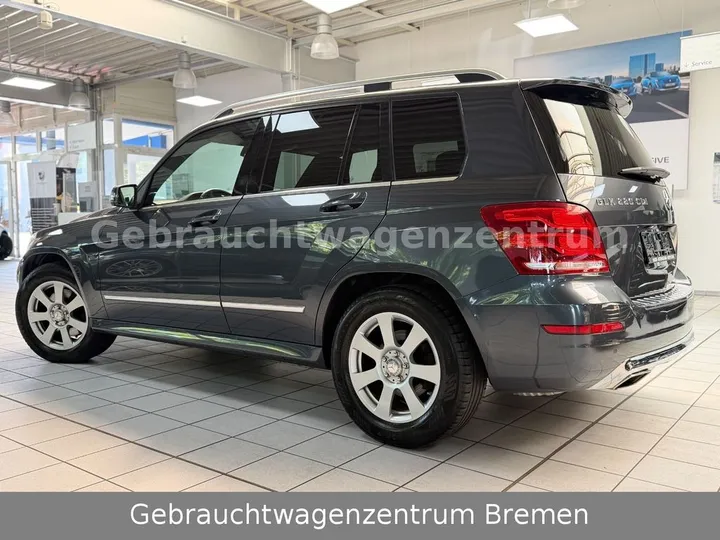 Mercedes-Benz GLK 220