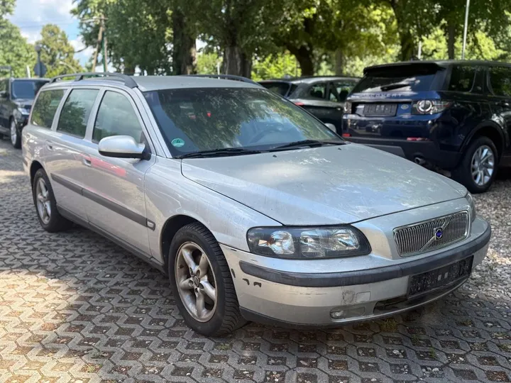 Volvo V70