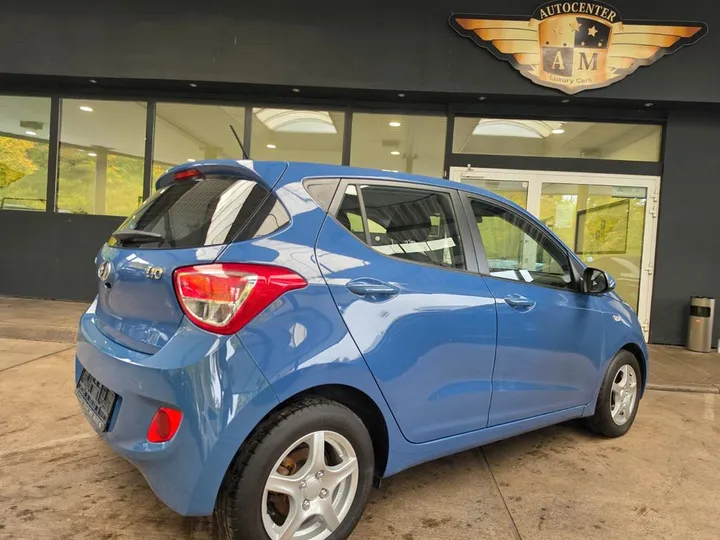 Hyundai i10