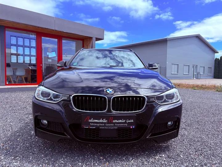 BMW 320