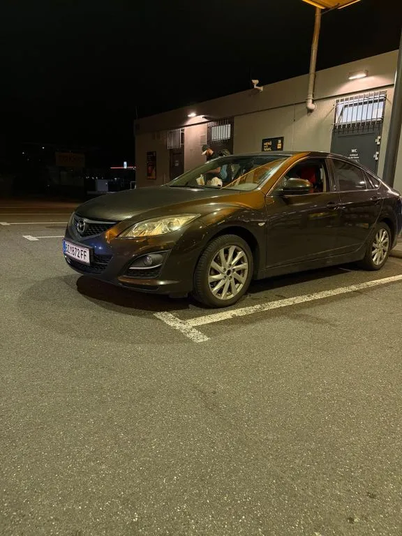Mazda 6