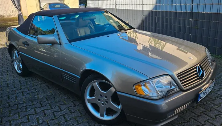 Mercedes-Benz SL 320