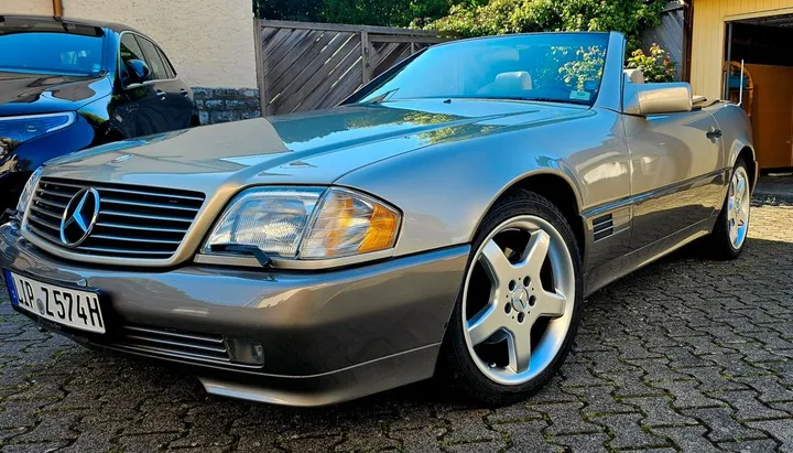 Mercedes-Benz SL 320