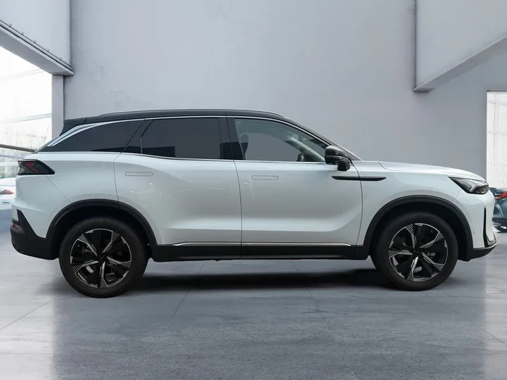 BAIC Beijing X75