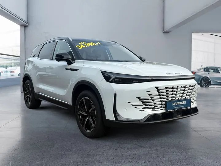 BAIC Beijing X75