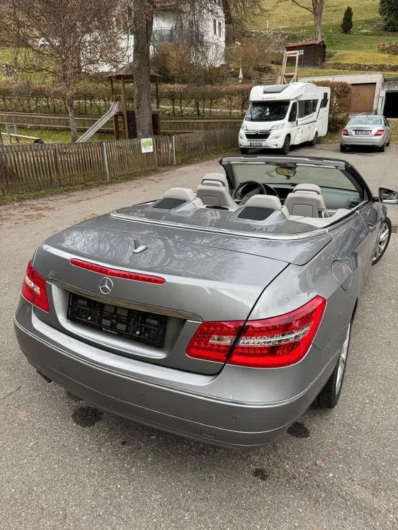 Mercedes-Benz E 250