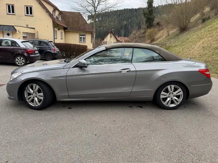 Mercedes-Benz E 250