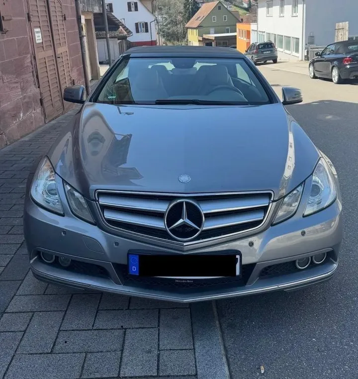 Mercedes-Benz E 250