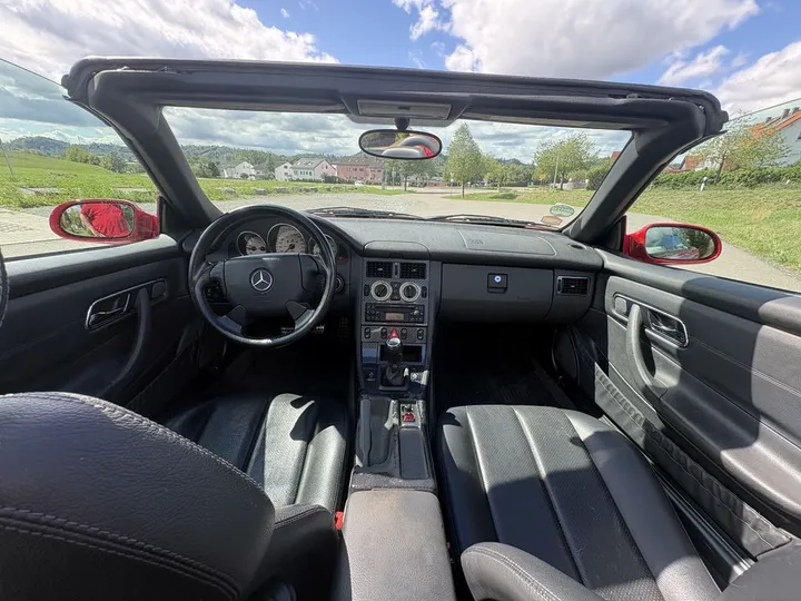 Mercedes-Benz SLK 200