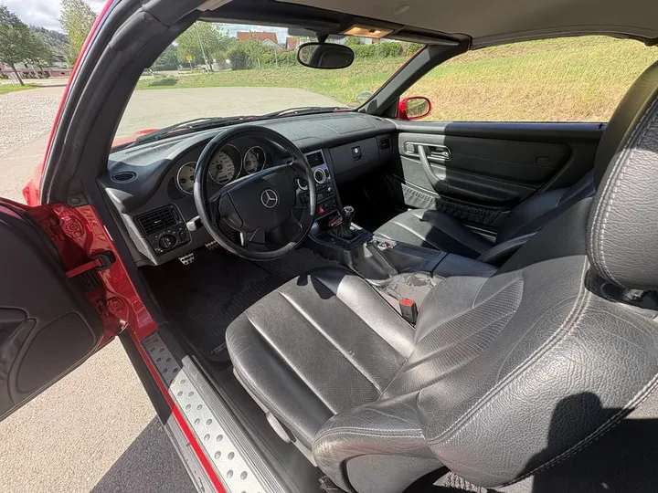 Mercedes-Benz SLK 200