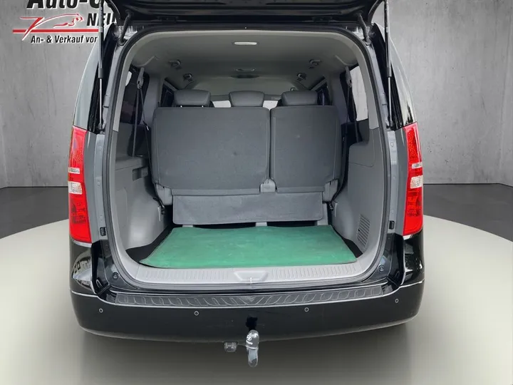 Hyundai H-1