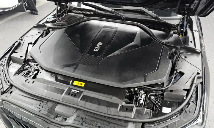 BMW i5
