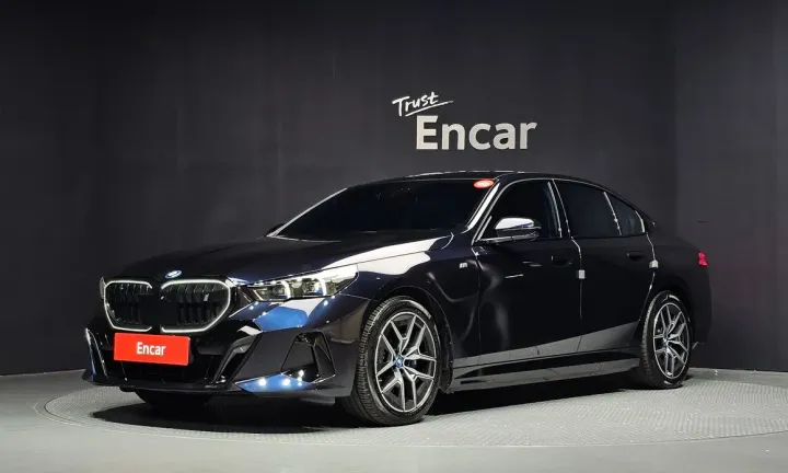 BMW i5