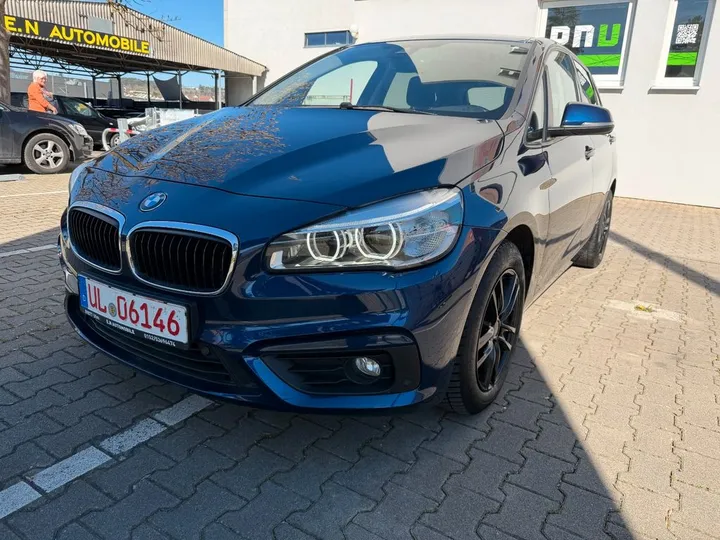 BMW 218