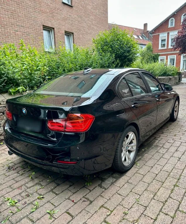 BMW 320