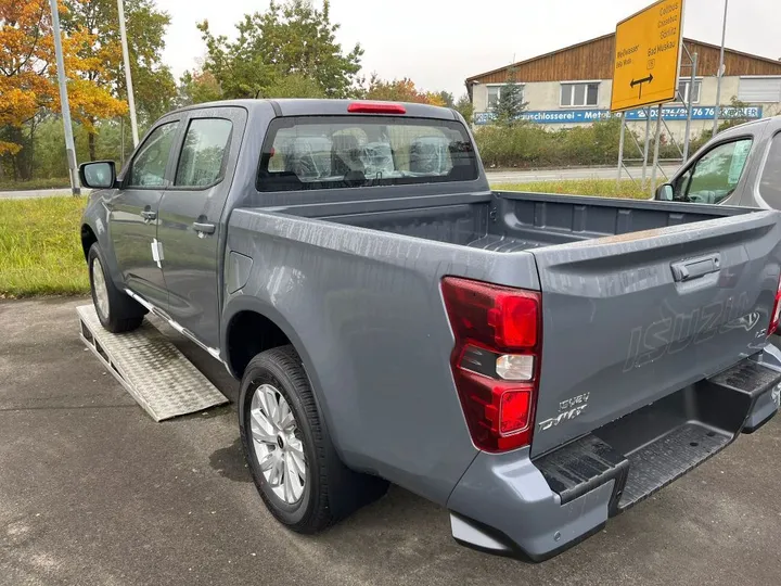 Isuzu D-Max
