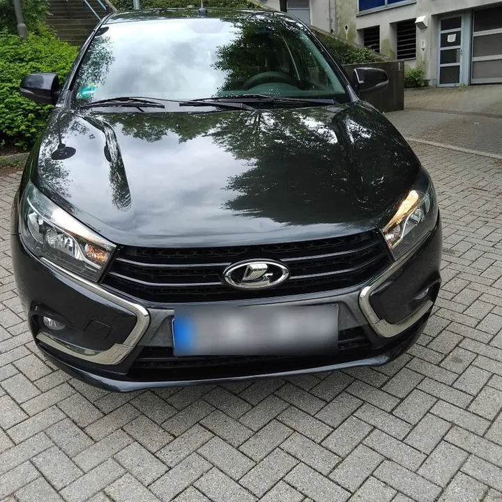 Lada Vesta