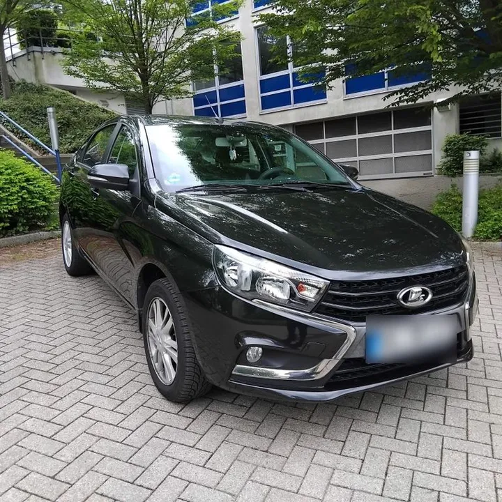 Lada Vesta