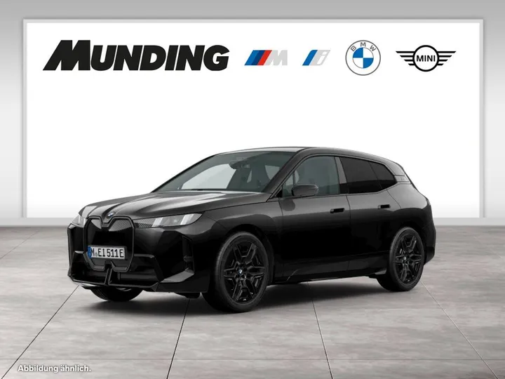 BMW iX